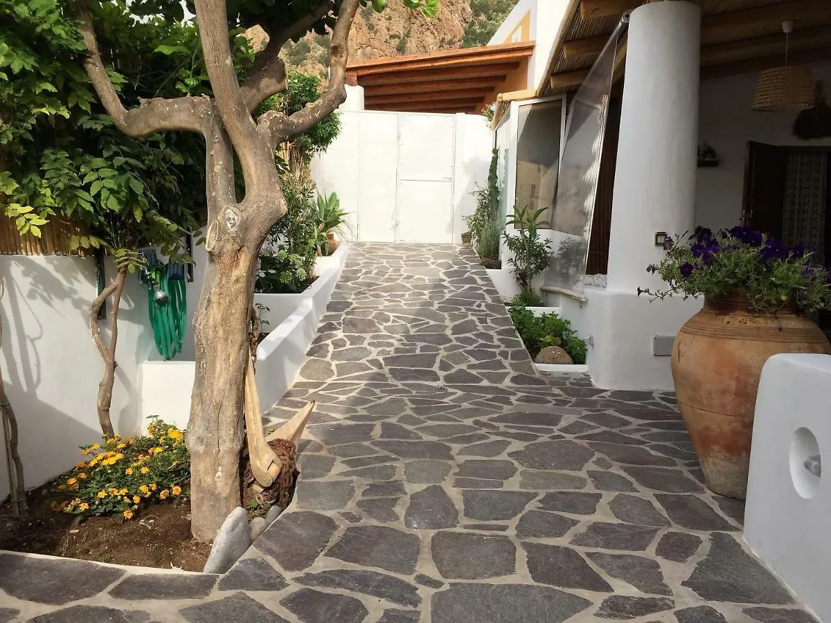 Holiday home La Ginestra Villa Panarea