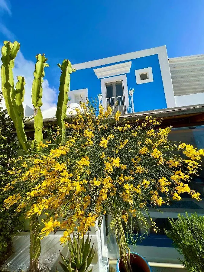 La Ginestra Villa Panarea Holiday home