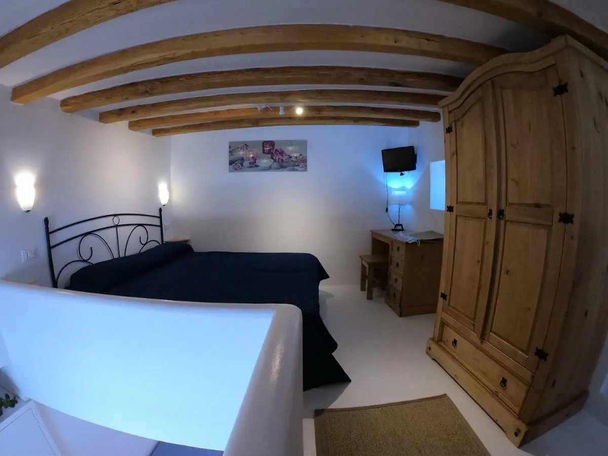 La Ginestra Villa Panarea 0*,  Italy