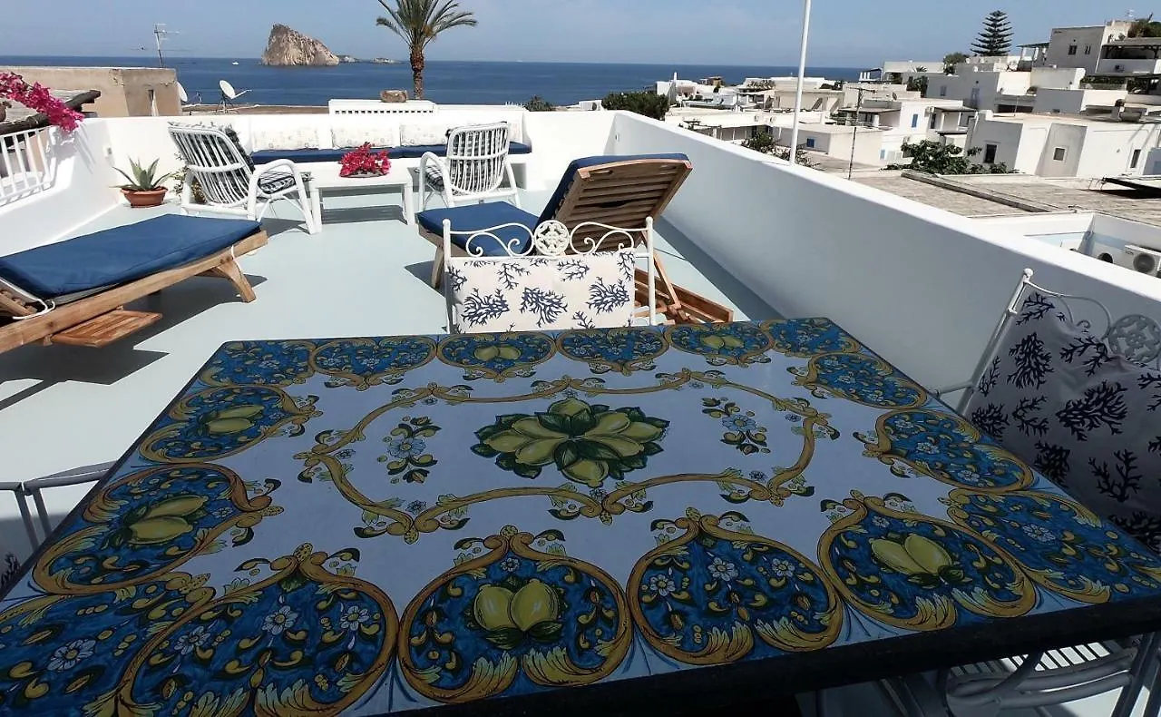 La Ginestra Villa Panarea 0*,